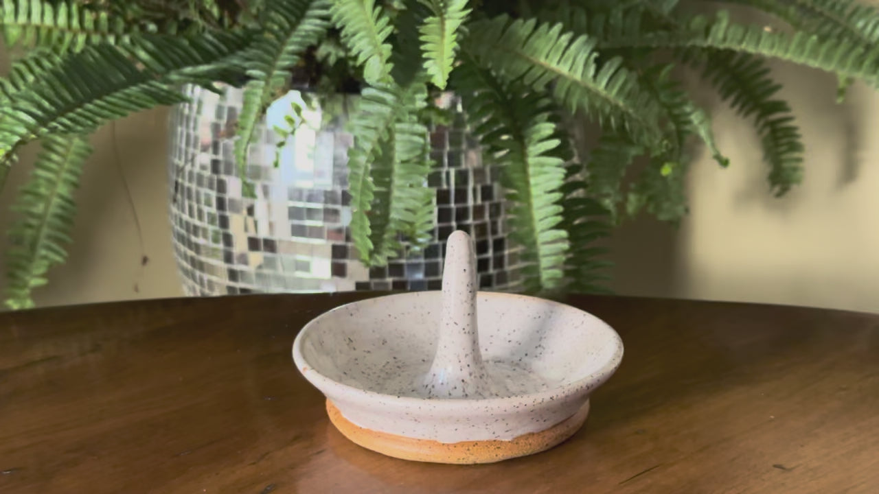 Foamcrest- Ring Dish